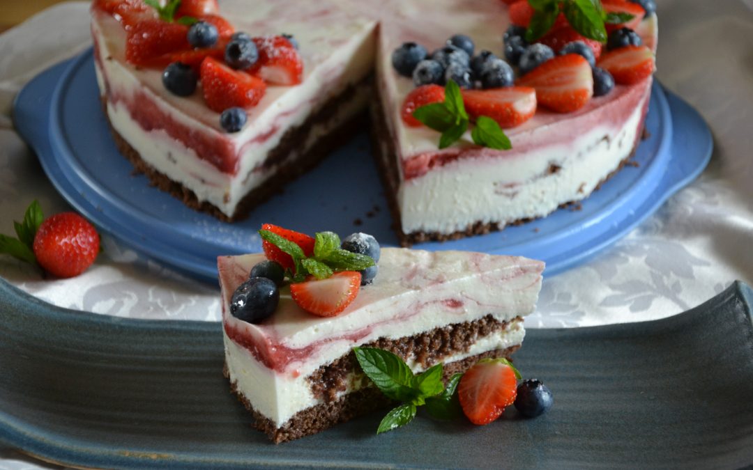 Jogurtova torta s sadjem